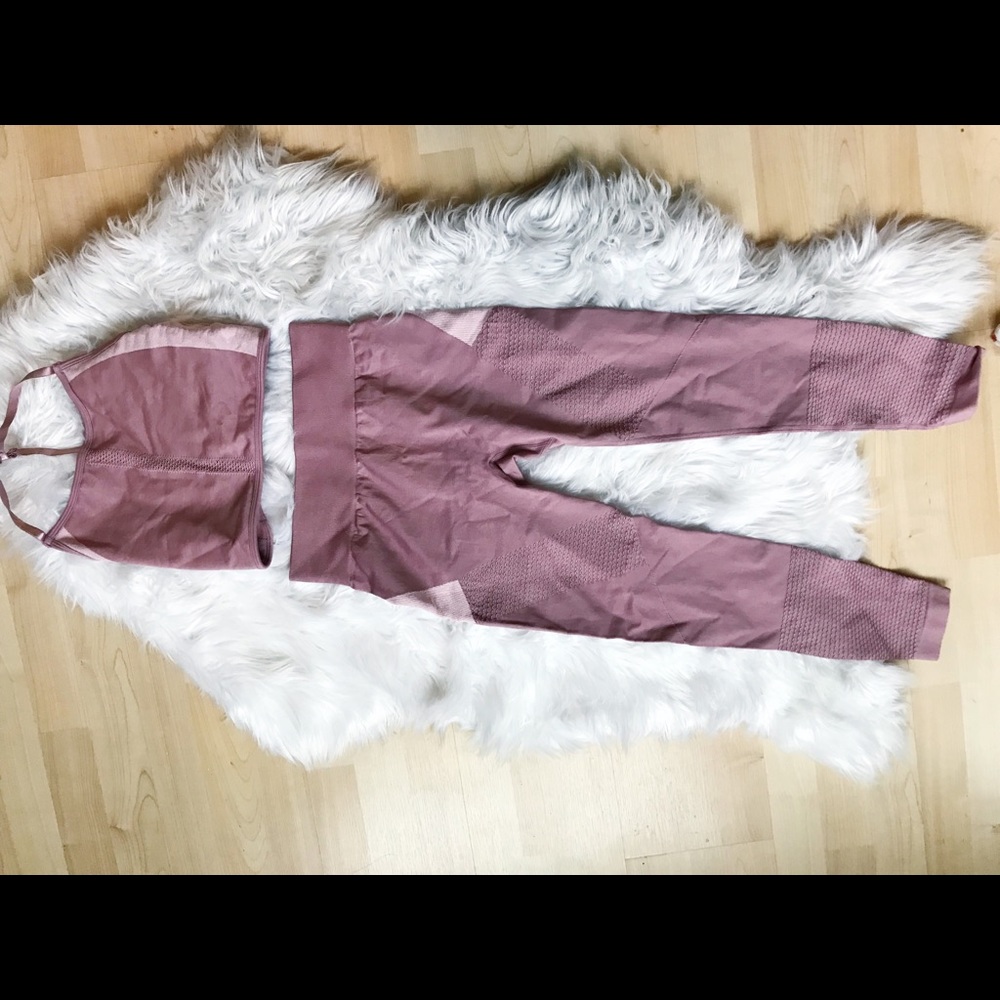 Cute pink Demi Levato Fabletics matching set!